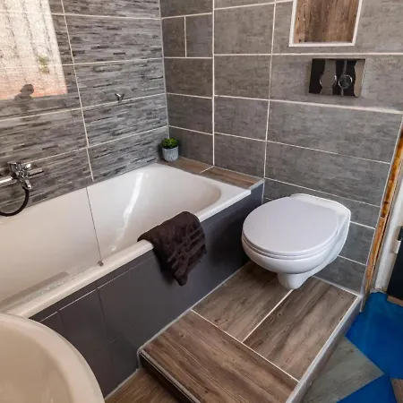 #213 Lux-Room - Zentrum Neuss - Naehe Duesseldorf Messe Mit Netflix & Prime Exterior photo